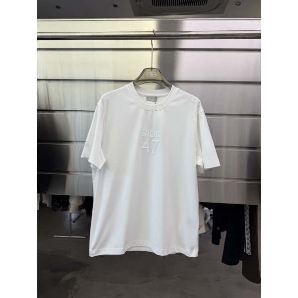 숏 슬리브 티셔츠