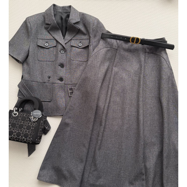 A자 라벨 반신 스커트