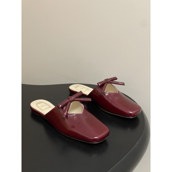 CD 로고 나비결 플랫 토캡 뮬 슬리퍼