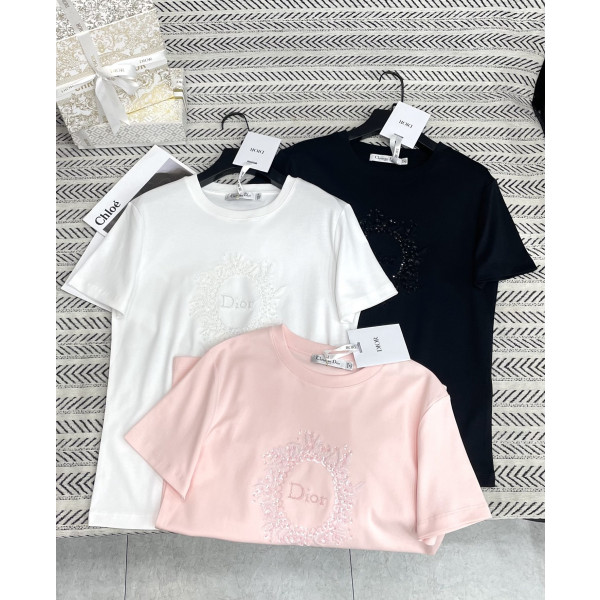 자수 구슬 알파벳 패턴 티셔츠