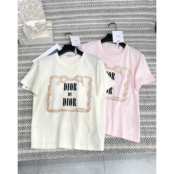 리본 나비결 플로킹 알파벳 패턴 티셔츠