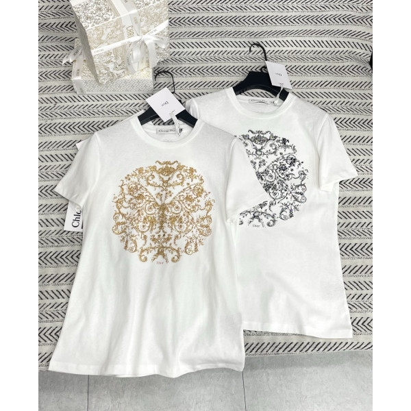 스프레이 페인트 꽃무늬 수제 나사장식 티셔츠