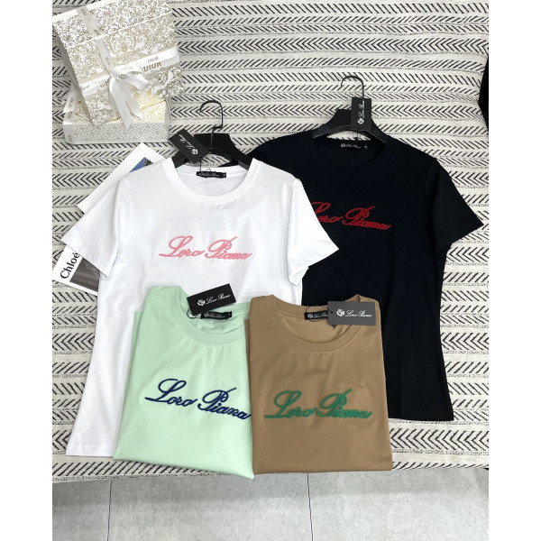 그래피티 알파벳 칫솔 자수 패턴 티셔츠