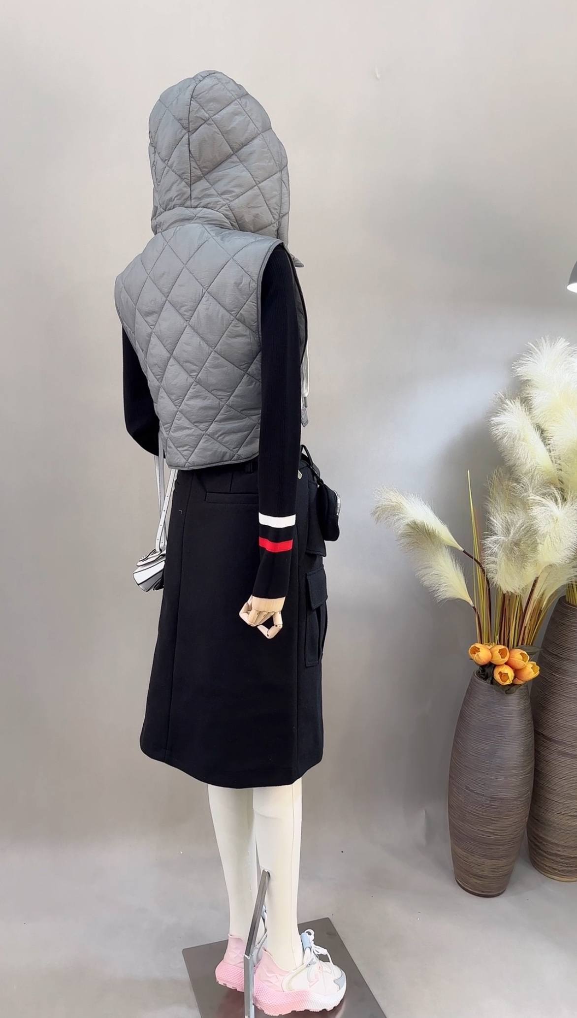 e875a7c88ad0ff5f85d657338729d8db_1768132670_7563.jpg e875a7c88ad0ff5f85d657338729d8db_1768132670_7563.jpg