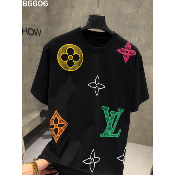 자수 로고 반팔 티셔츠