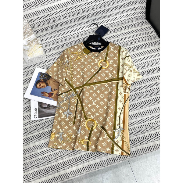 모노그램 체인 불규칙 랜덤 인쇄 패턴 티셔츠