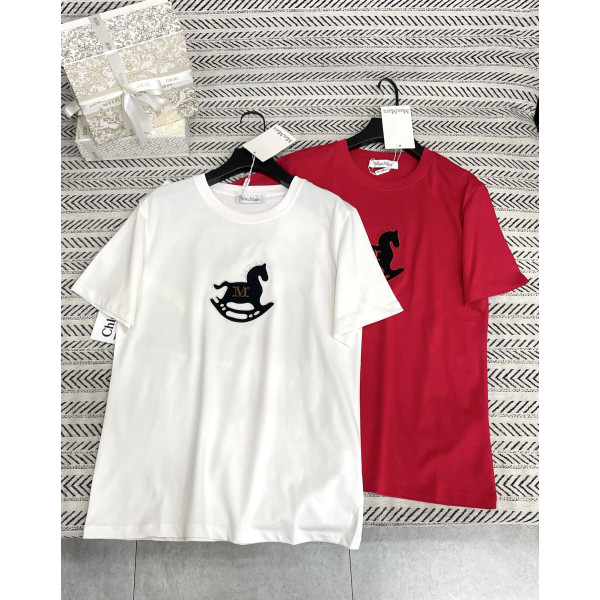 작은 말 자수 M 알파벳 패턴 티셔츠