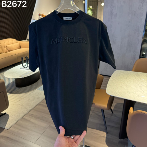 자수 로고 알파벳 반팔 티셔츠