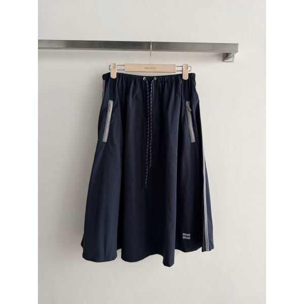 드로스트링 웨이스트 A라인 미디 스커트