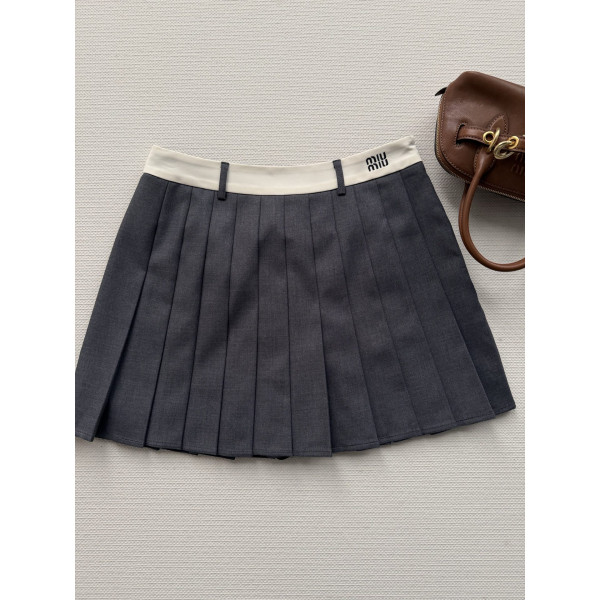 플리츠 미디 스커트