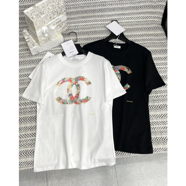 체인 로고 알파벳 프린트 패턴 티셔츠