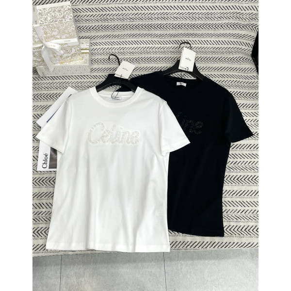 로고 자수 티셔츠