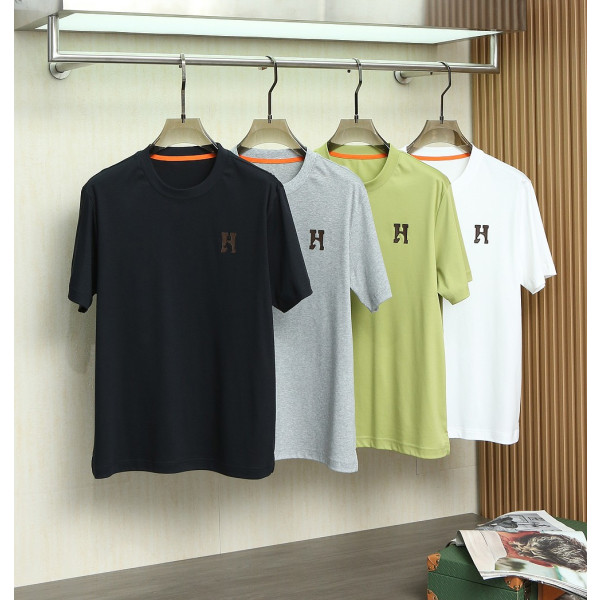 라운드넥 반팔 티셔츠