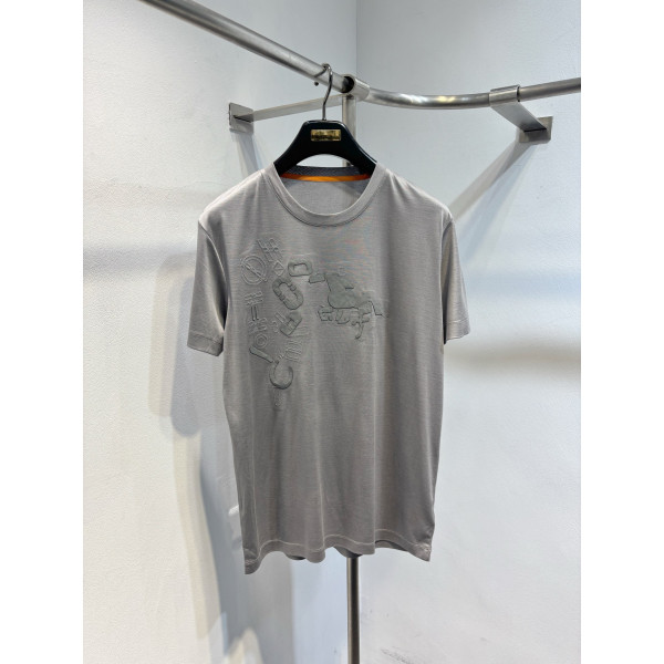 패턴 인화 라운드넥 반팔