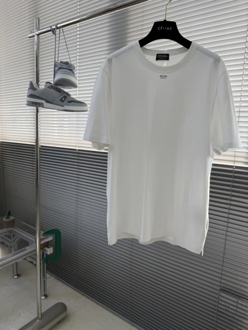 라운드넥 반팔 티셔츠