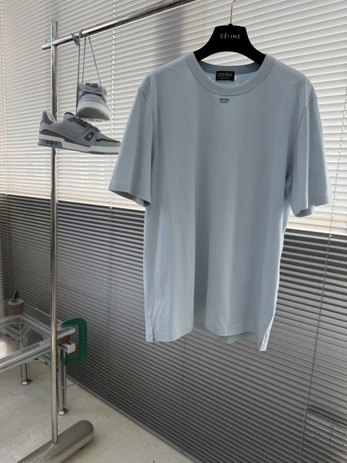 라운드넥 반팔 티셔츠