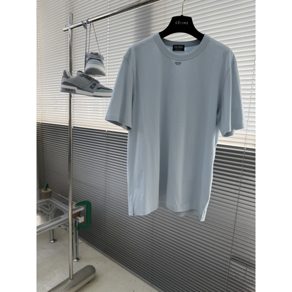 라운드넥 반팔 티셔츠