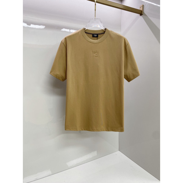 숏 슬리브 라운드넥 T셔츠