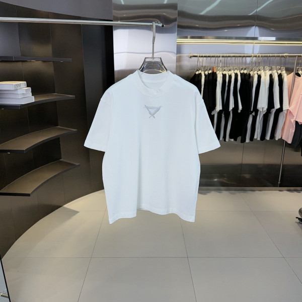 중공 자수 삼각 입체 피리스 손그림 스플래시 포인트