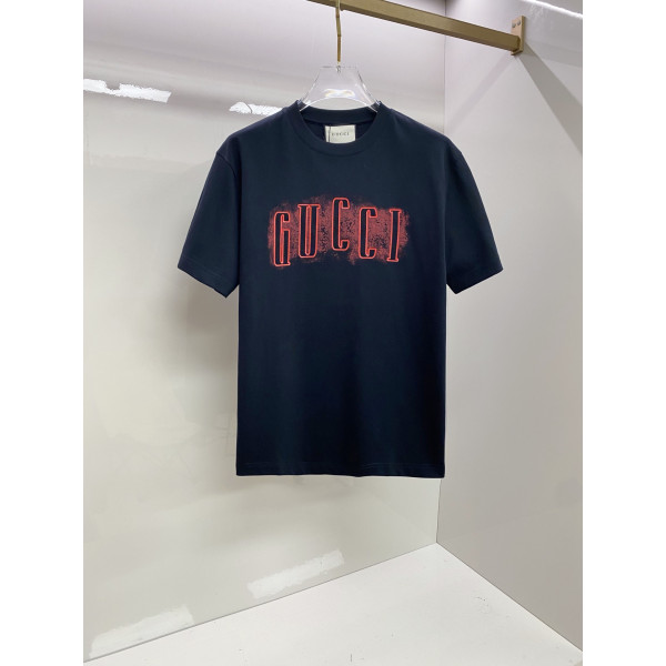 숏슬리브 라운드넥 T셔츠