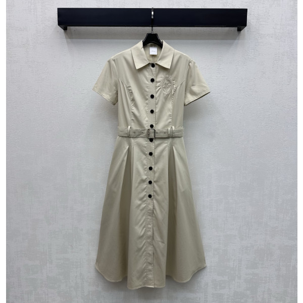 자수 로고 원피스