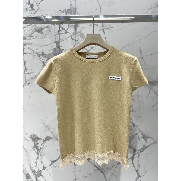 하단 레이스 스티칭 니트 숏슬리브