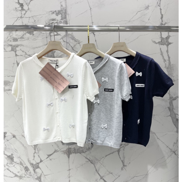 입체 나비결 파도점 니트 셔츠