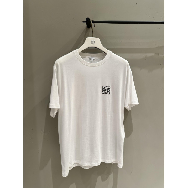 클래식 로고 자수 반팔 티셔츠