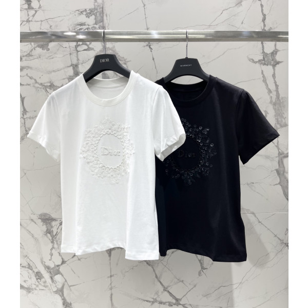 중공 비즈 자수 라운드넥 반팔