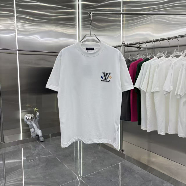 루이비통 라운드넥 반팔 티셔츠