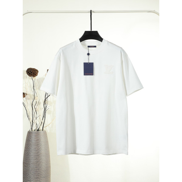 패치 자수 반팔 티셔츠