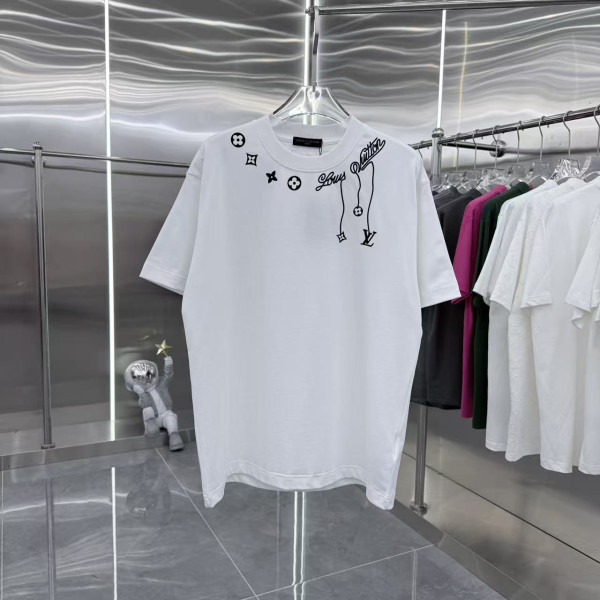 루이비통 3D 입체 라운드넥 반팔 티셔츠