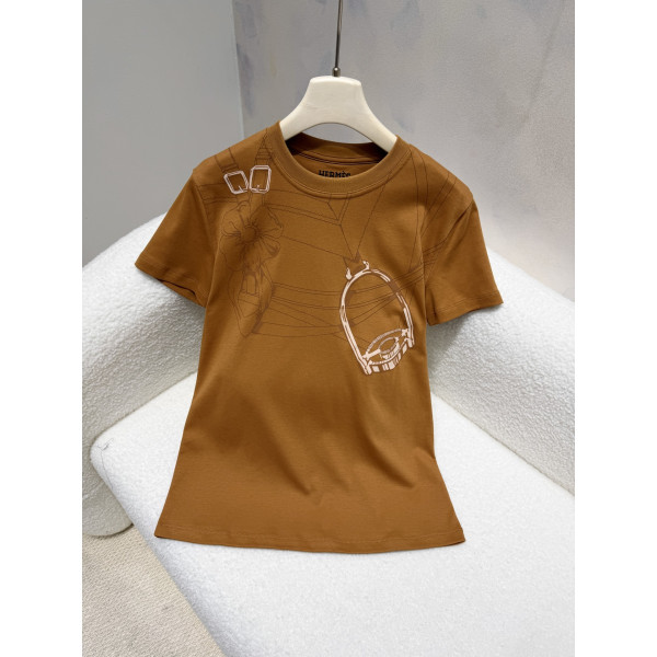 마구 프린트 티셔츠