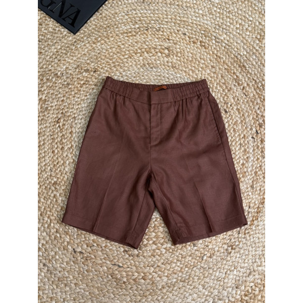 붉은 갈색 디테일