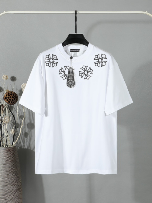 신상 자수 티셔츠