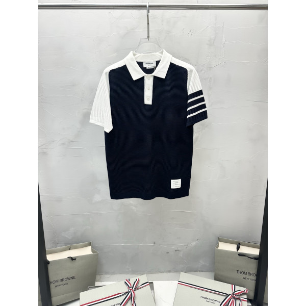 물결무늬 플립 칼라 니트