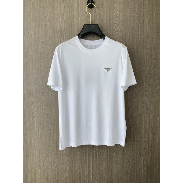 라운드넥 반팔 티셔츠