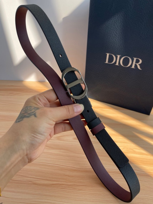 몽테뉴 애비뉴 벨트