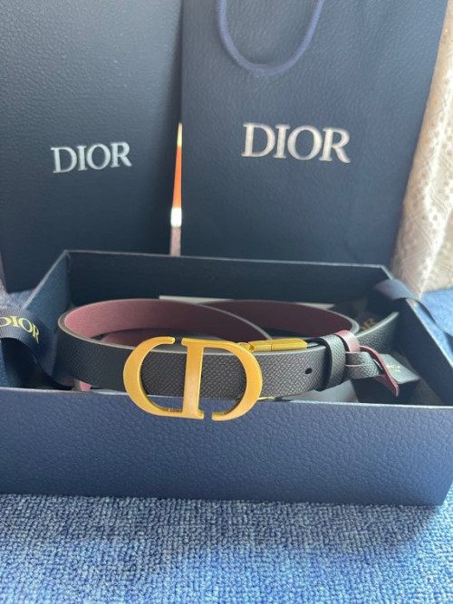 몽테뉴 애비뉴 벨트