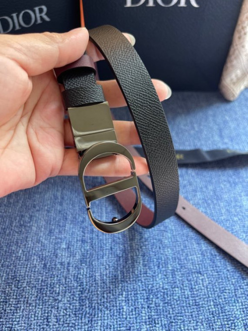 몽테뉴 애비뉴 벨트