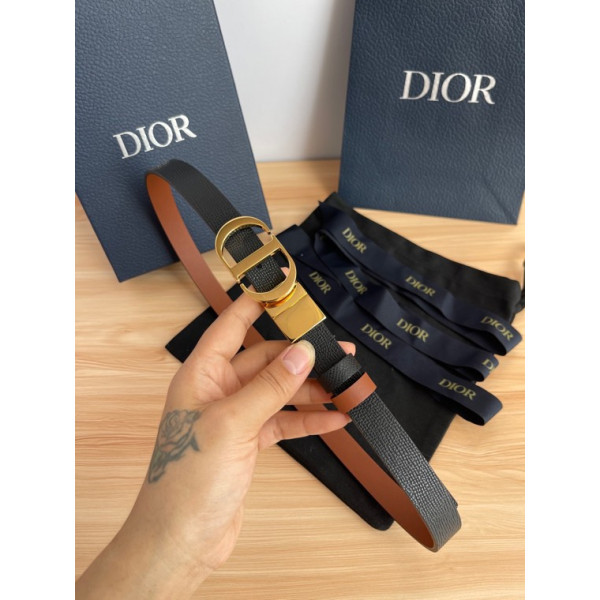 몽테뉴 애비뉴 벨트