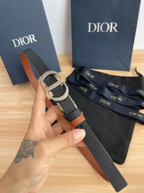 몽테뉴 애비뉴 벨트