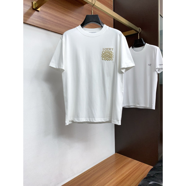 순면 라운드넥 반팔 티셔츠