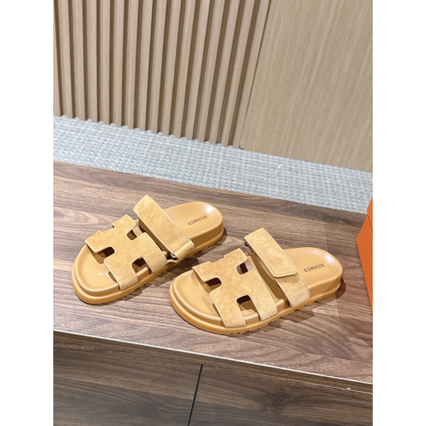 클래식 H 샌들