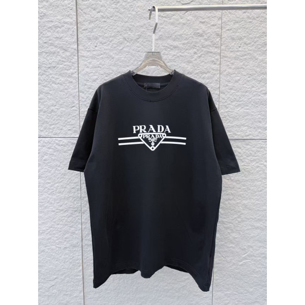 크루넥 반팔 티셔츠