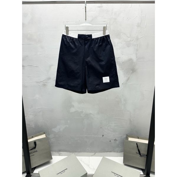 체크 레터링 비치 쇼츠