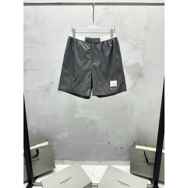 체크 레터링 비치 쇼츠