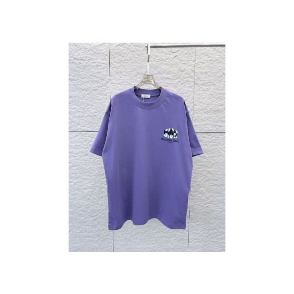 라운드넥 반팔 티셔츠