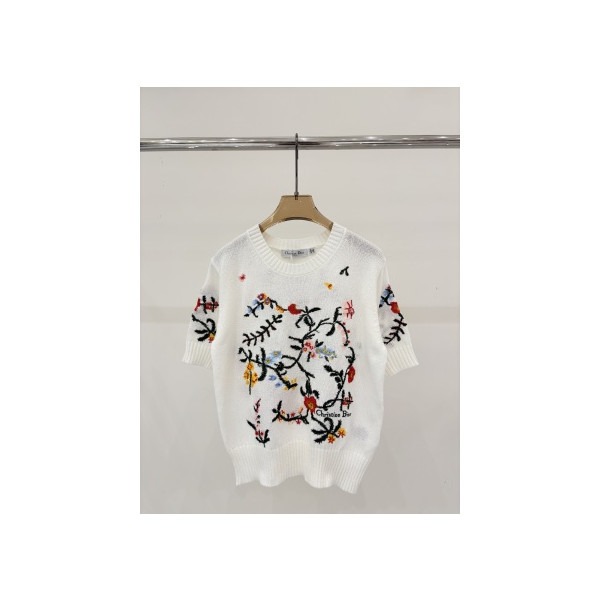 라운드넥 로고 자수 니트 반팔