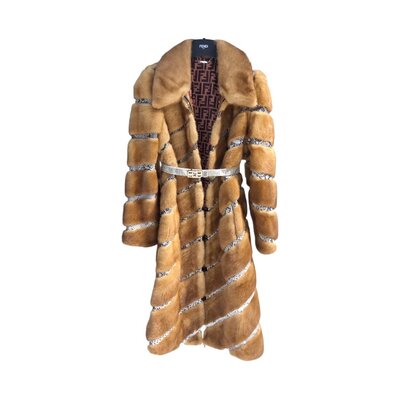 펜디 버클 밍크 코트